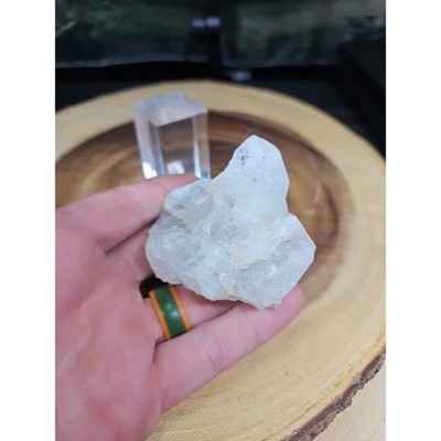 natural-quartz-crystal-pieces-from-fonda-ny-aka-herkimer-diamond-151grams