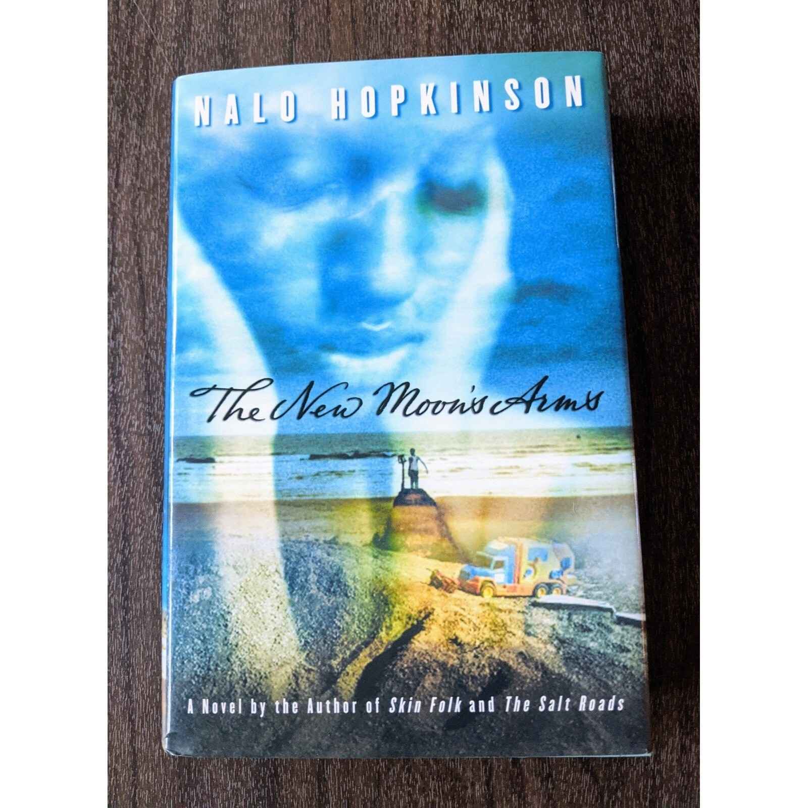 The New Moon's Arms by Nalo Hopkinson Book