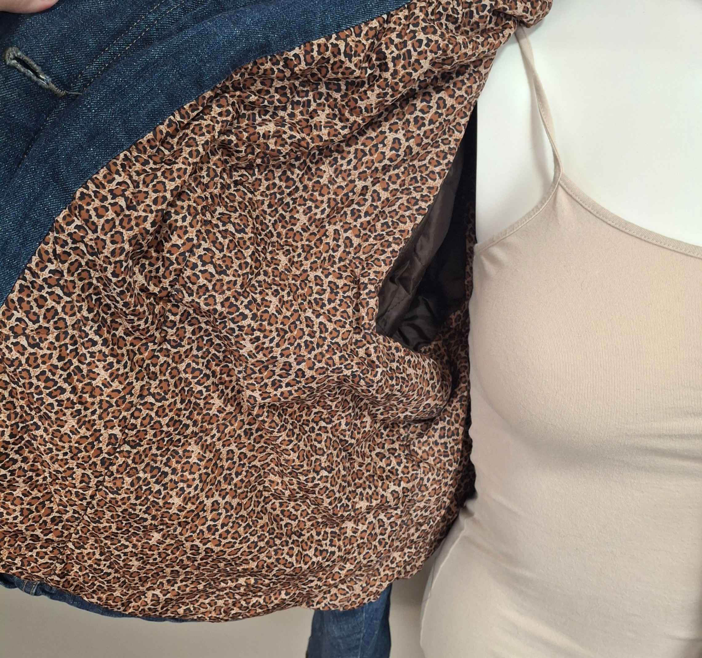 womens-denim-jacket-utility-pockets-zipper-accents-button-front-size-30-32