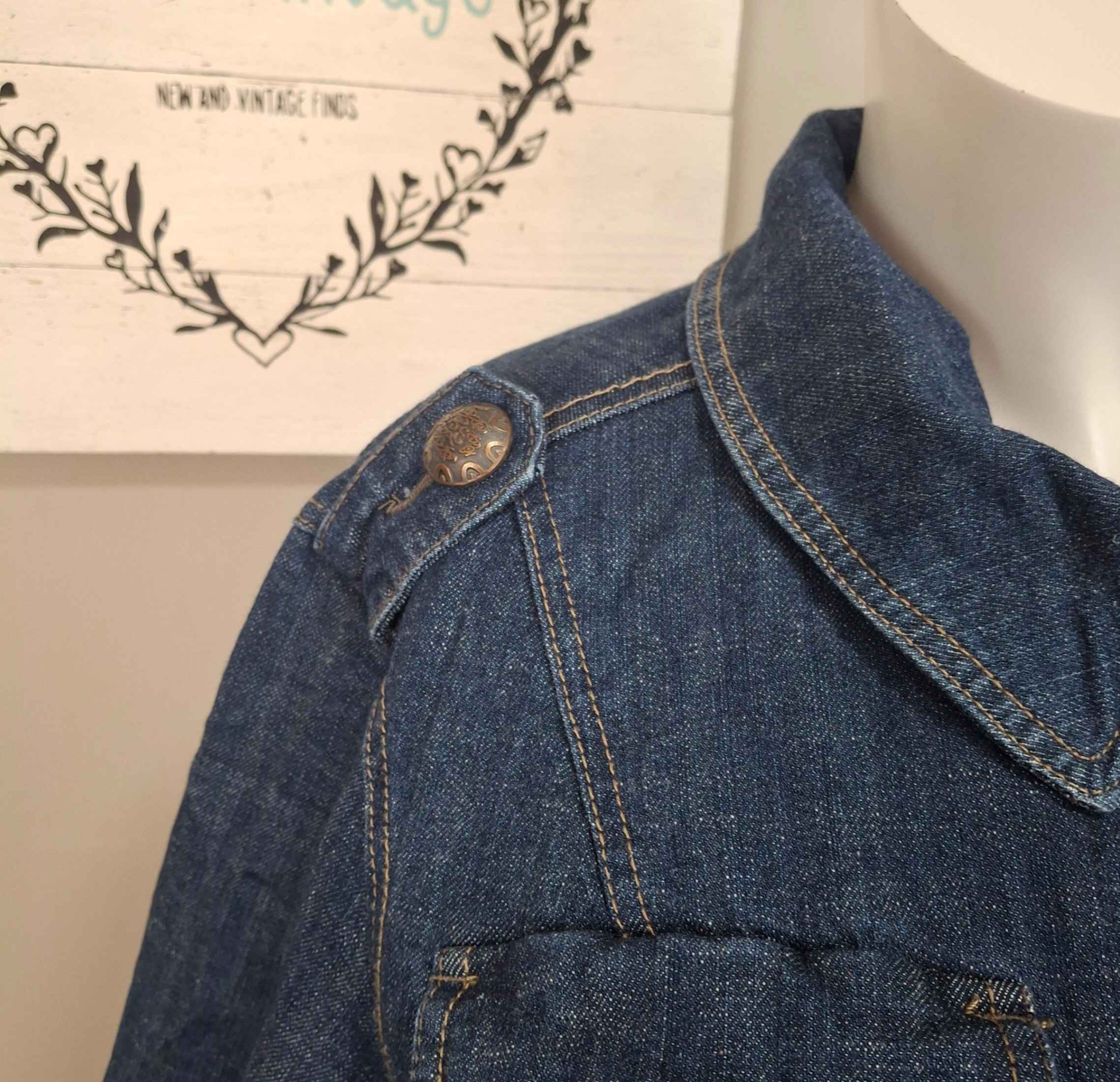 womens-denim-jacket-utility-pockets-zipper-accents-button-front-size-30-32