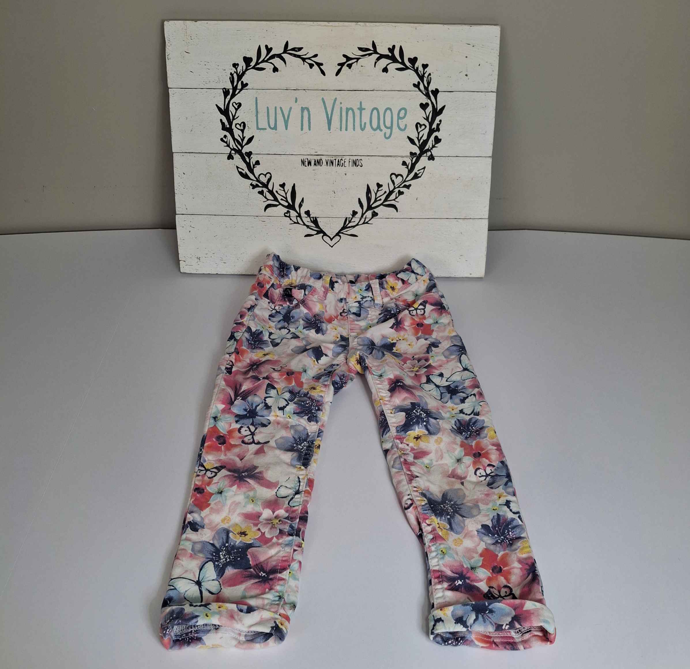 Jordache Kids S 6-6X Crop Jeggings Floral Butterfly Print Elastic Waist