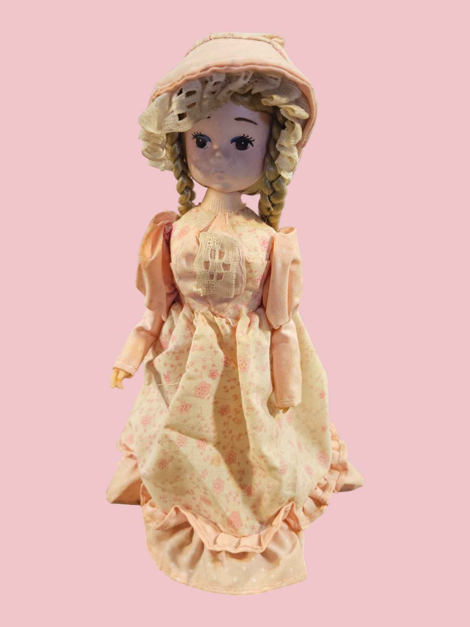 Vintage Elfenbein Story Book Doll — ITEM #3102