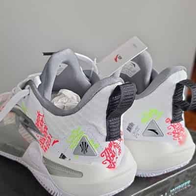 anta-kai-1-speed-dred-irving-edition-white-multicolor-mens-basketball-shoes