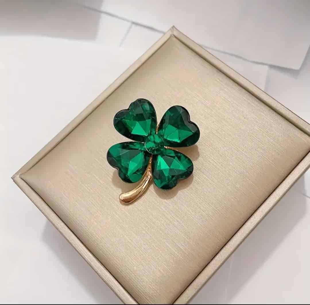 Nordstrom 4 leaf Clover Brooch /PIN