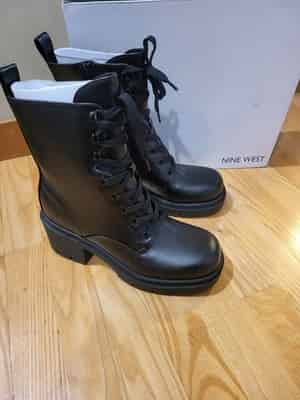 Nine West Juna3 Combat Ankle Boots Womens Size 8 M Black Chunky Heel NEW Box