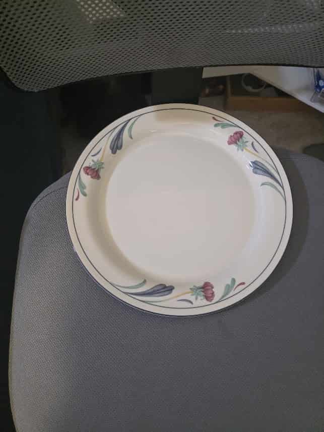 poppies on blue dinner plate