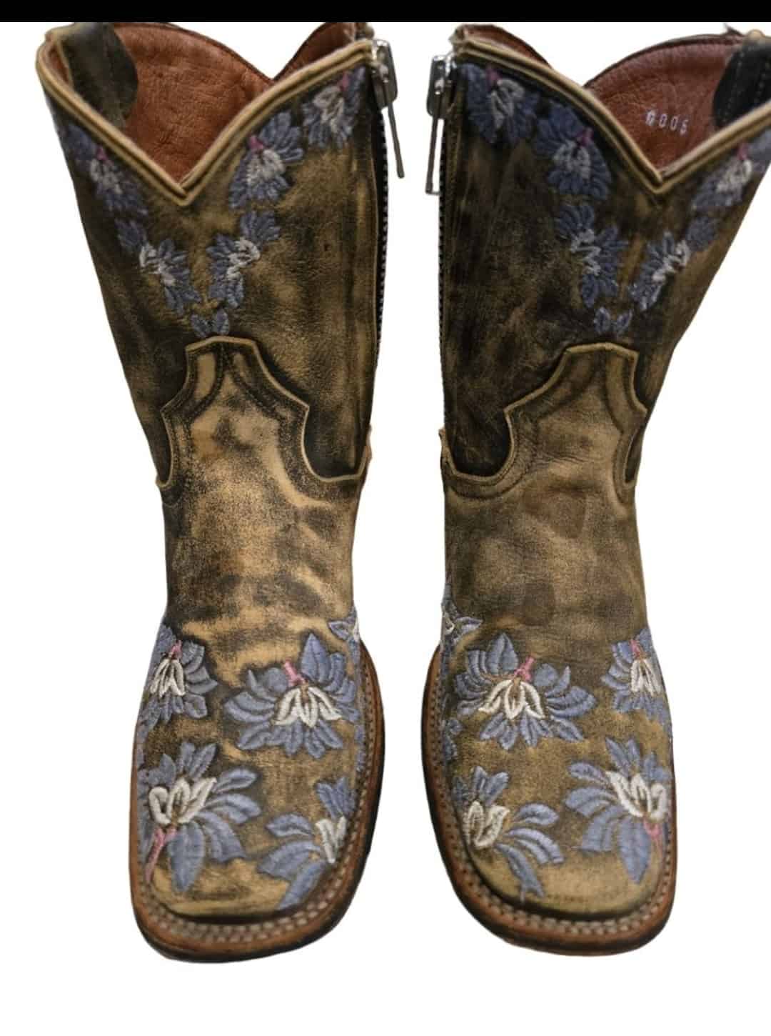 Women’s Dan Post Brown Ankle Boots Size 7 with Blue Floral